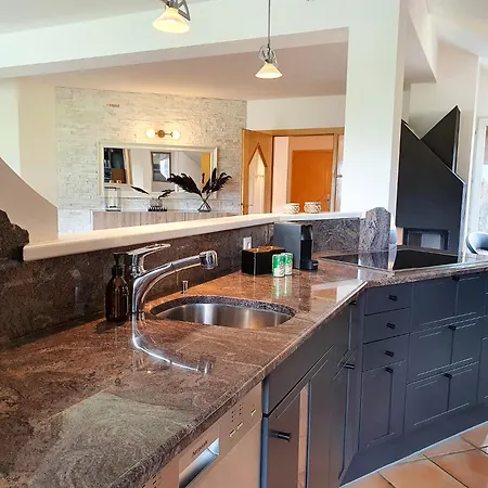 Alpenflair Mit Bergblick - Inkl Parkplatz #8 Innsbruck